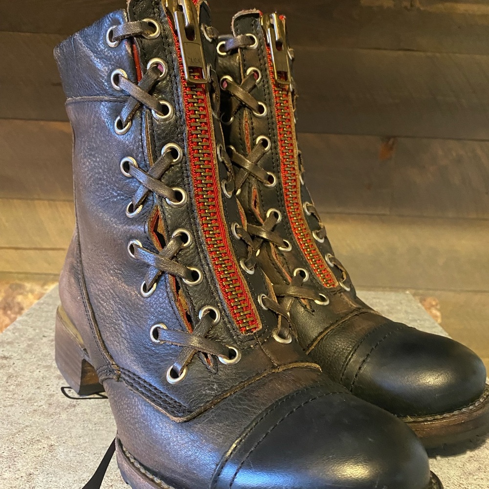 Freebird Liverpool 7 combat boots